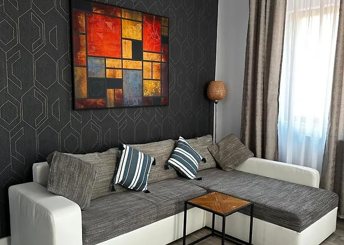 Mamaia Nord 公寓 *